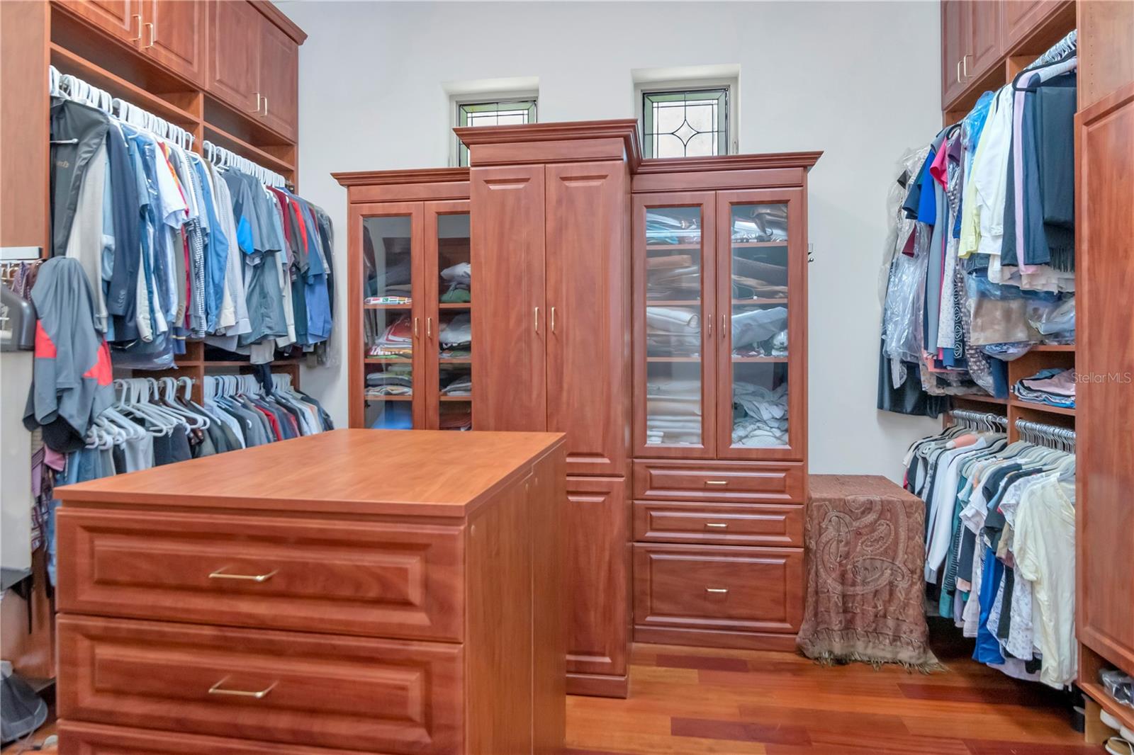 Image 20 of 63 For 18901 Lakes Edge Way