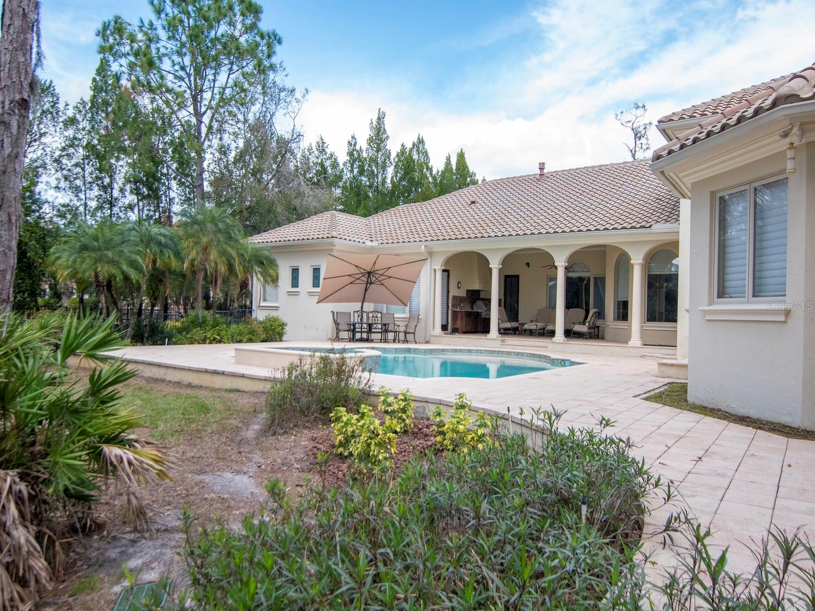 Image 43 of 63 For 18901 Lakes Edge Way