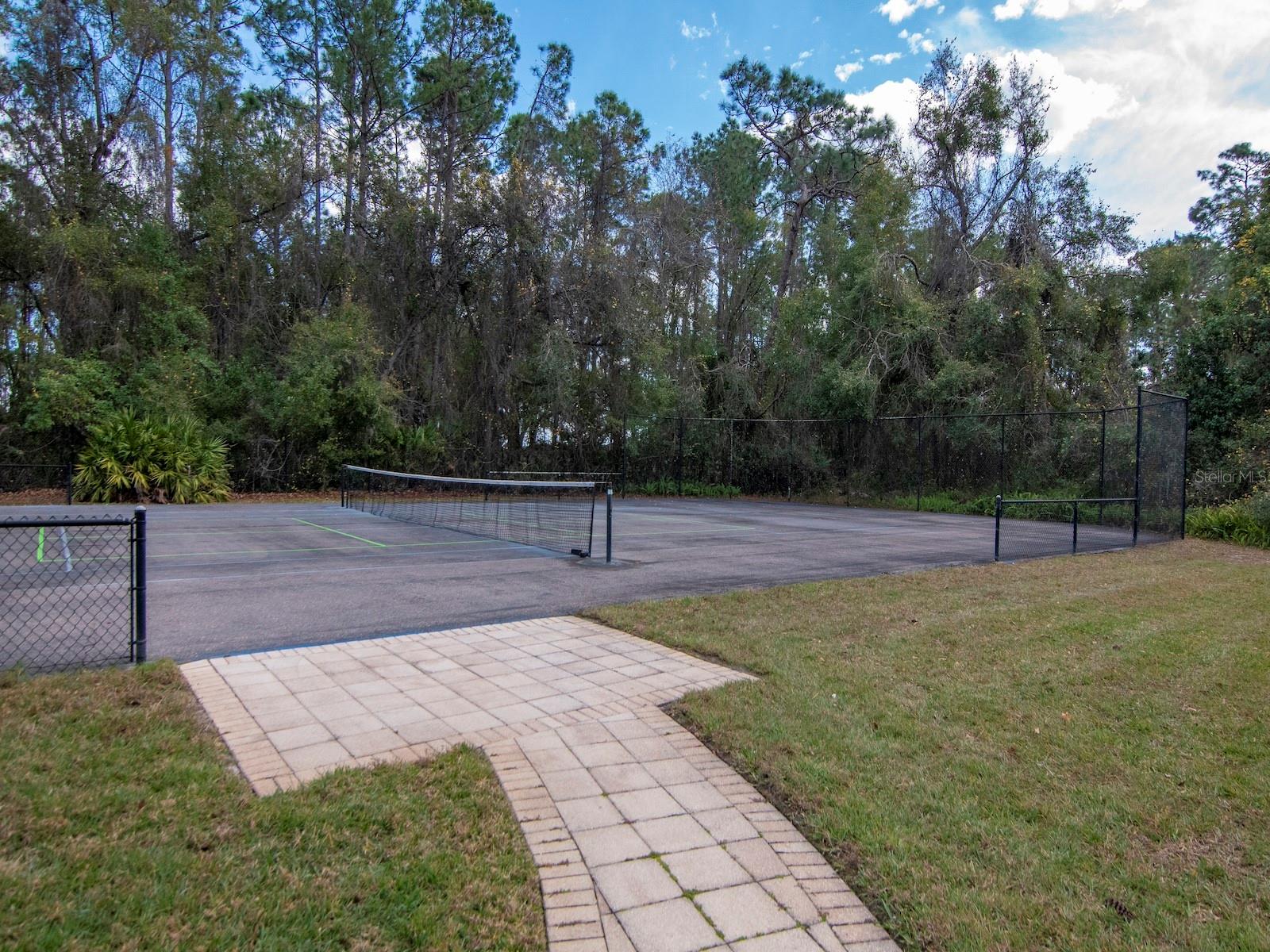 Image 48 of 63 For 18901 Lakes Edge Way