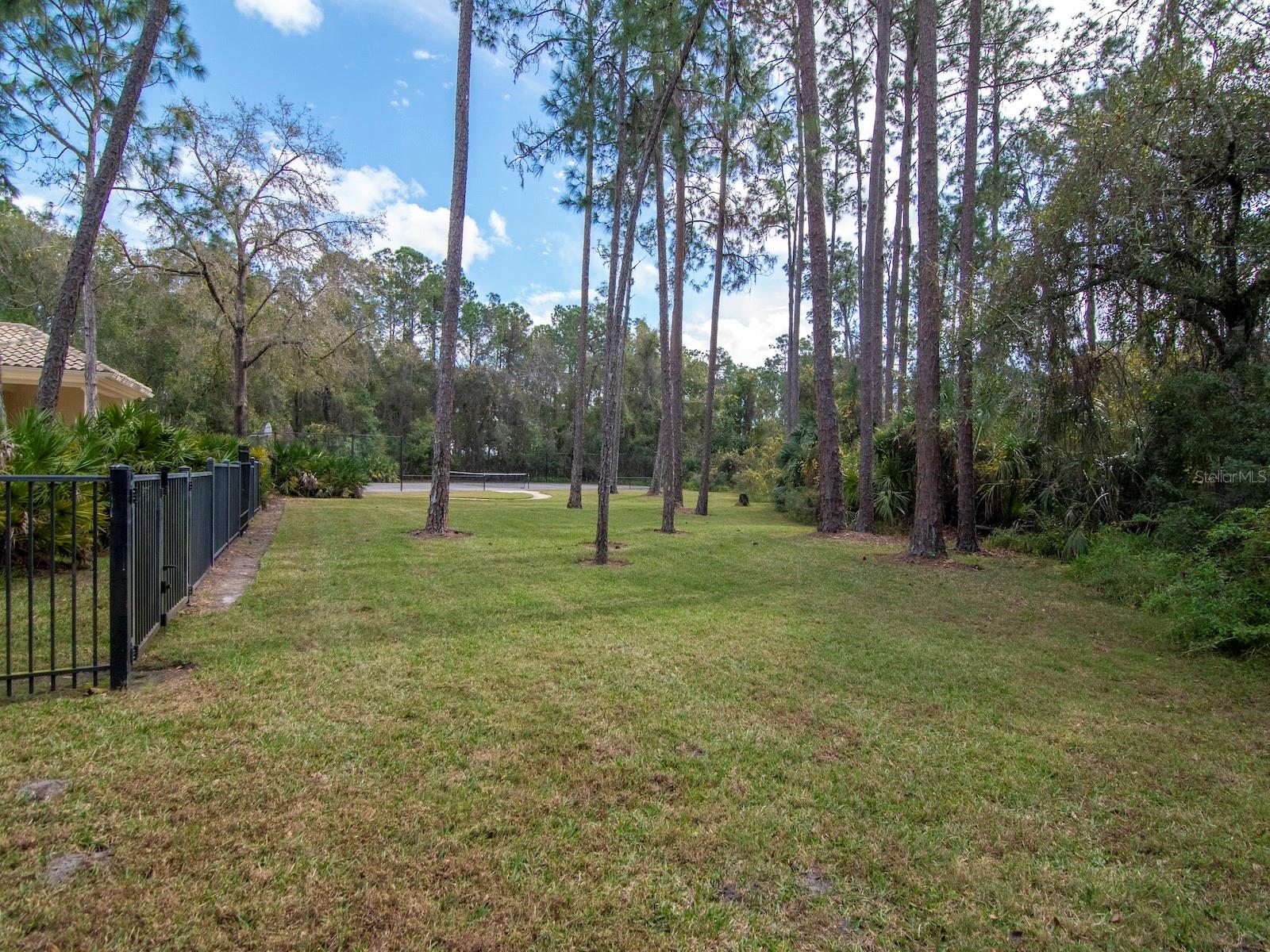 Image 54 of 63 For 18901 Lakes Edge Way