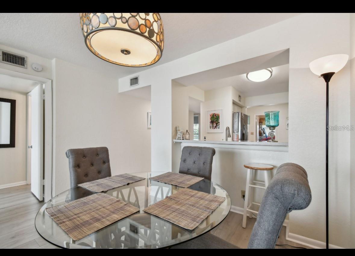 Image 20 of 44 For 5701 Bahia Del Mar Circle 302