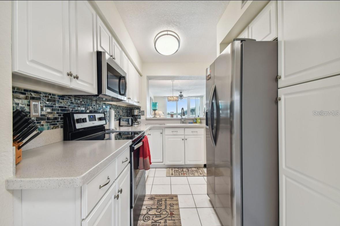 Image 24 of 44 For 5701 Bahia Del Mar Circle 302