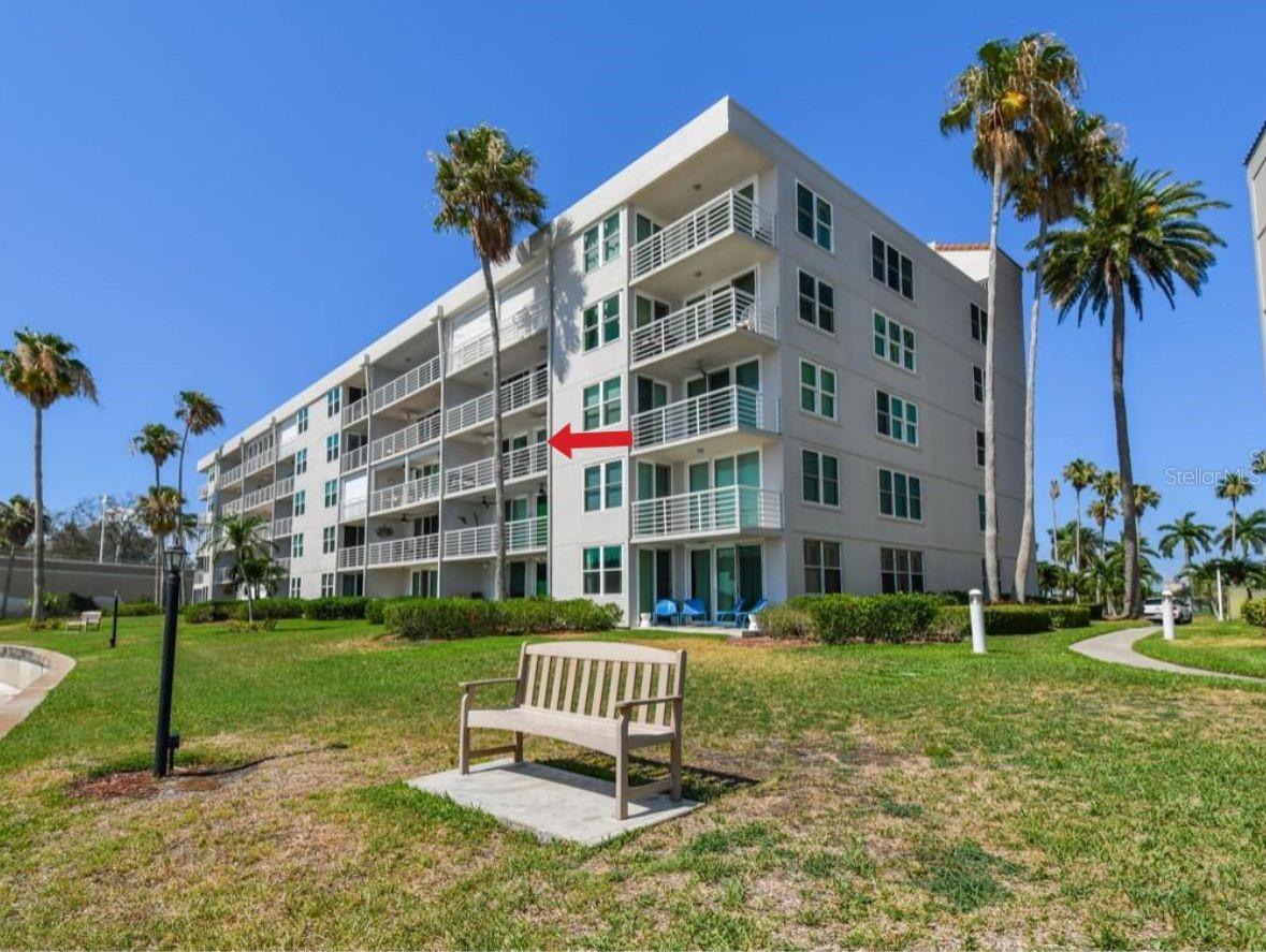 Image 3 of 44 For 5701 Bahia Del Mar Circle 302