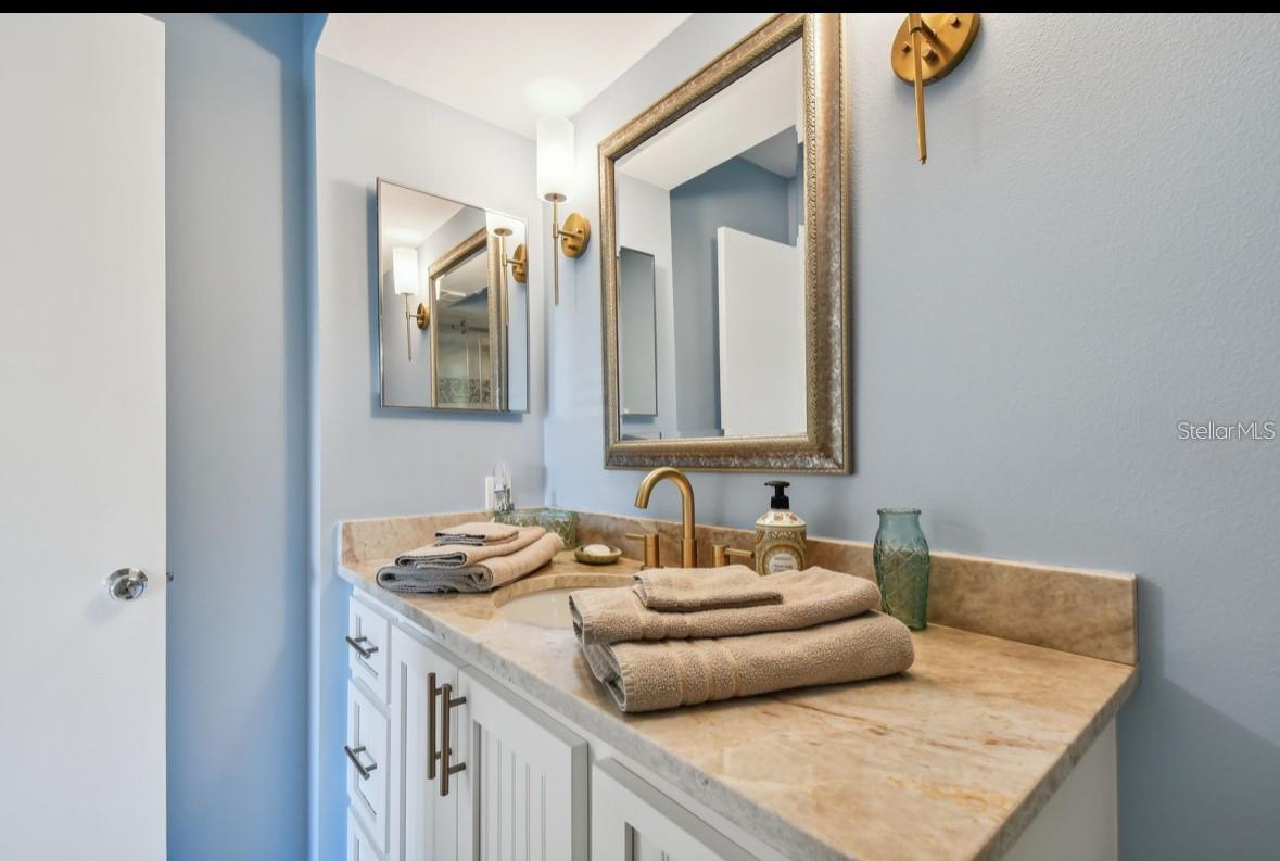 Image 31 of 44 For 5701 Bahia Del Mar Circle 302