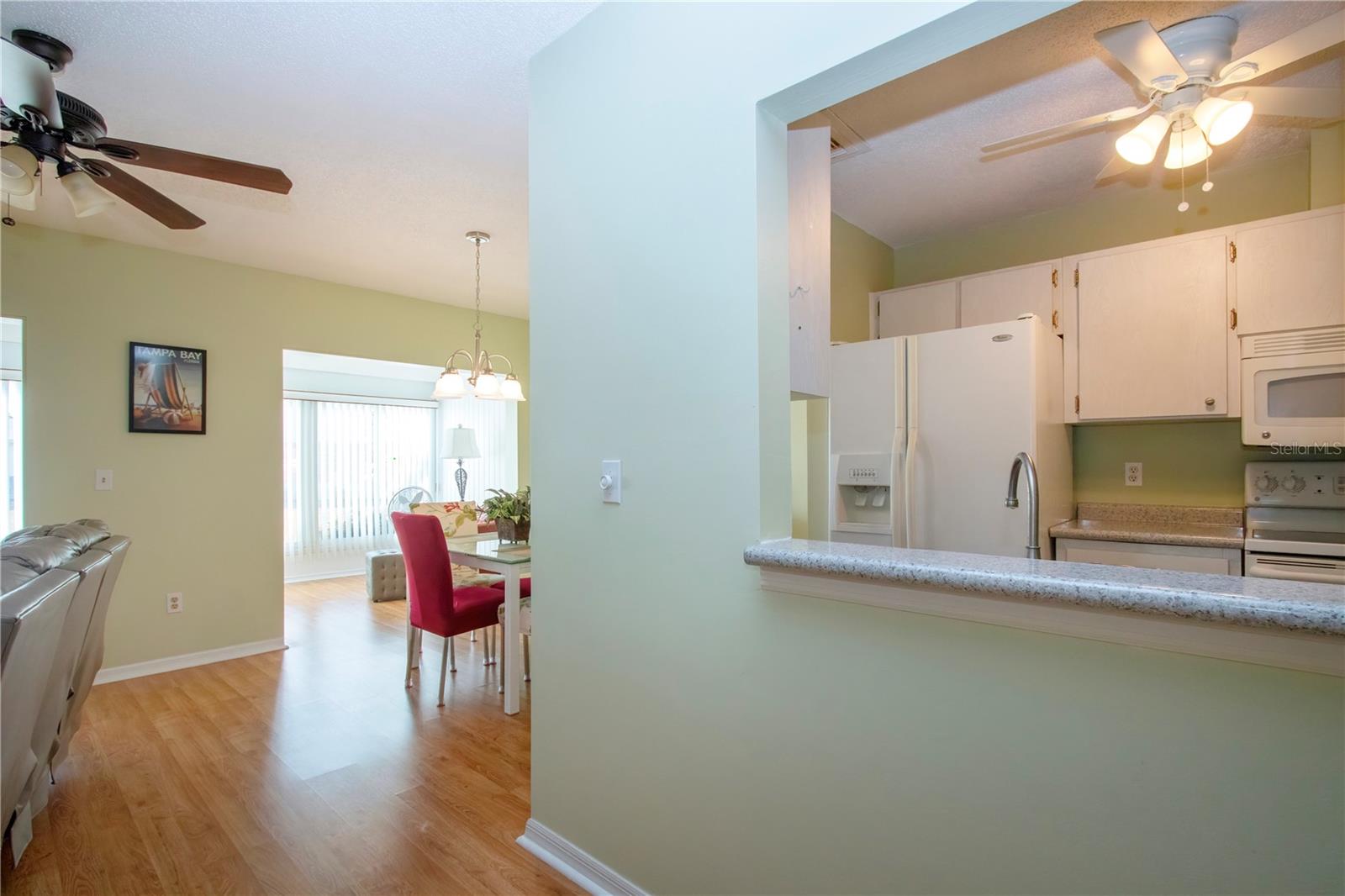 Image 13 of 64 For 202 Glenellen Place 191