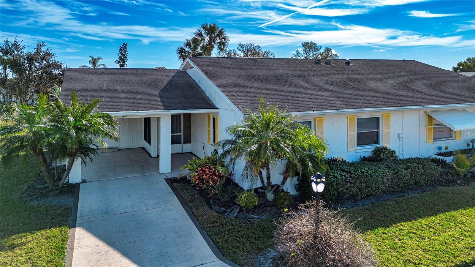 Image 40 of 64 For 202 Glenellen Place 191