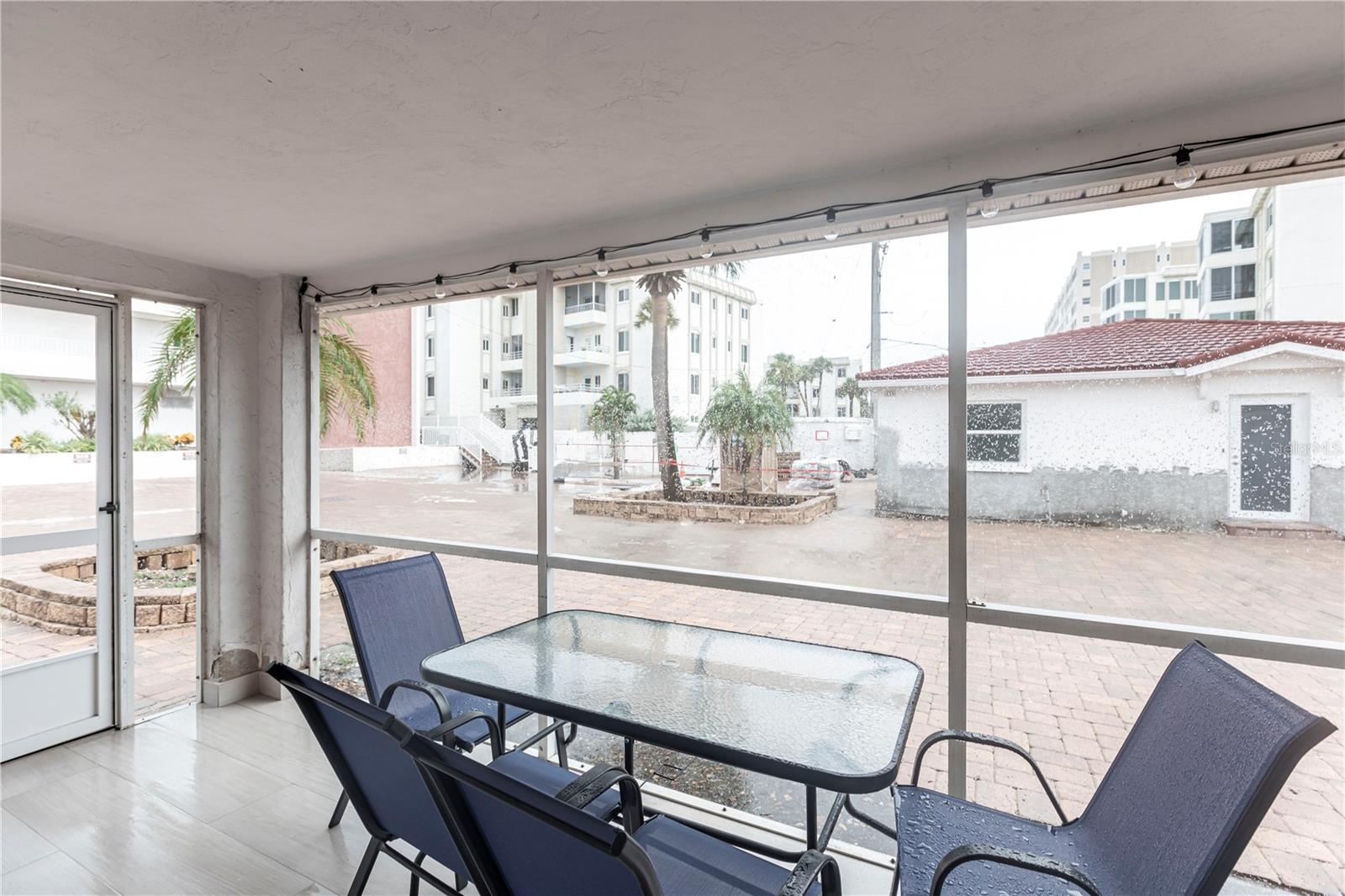 Image 17 of 20 For 6154 Midnight Pass Road B18