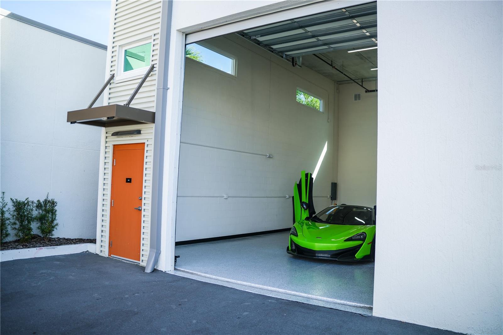 Image 17 of 36 For 2051 Gandy Boulevard N 400