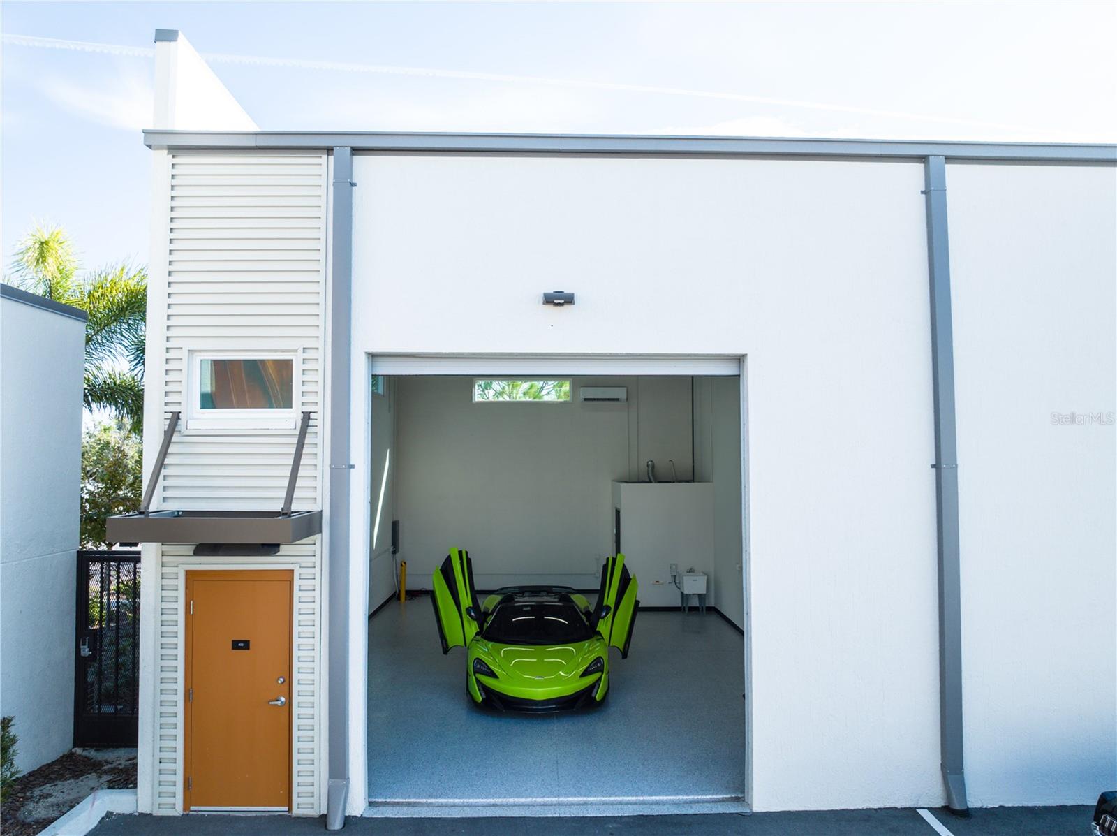 Image 5 of 36 For 2051 Gandy Boulevard N 400