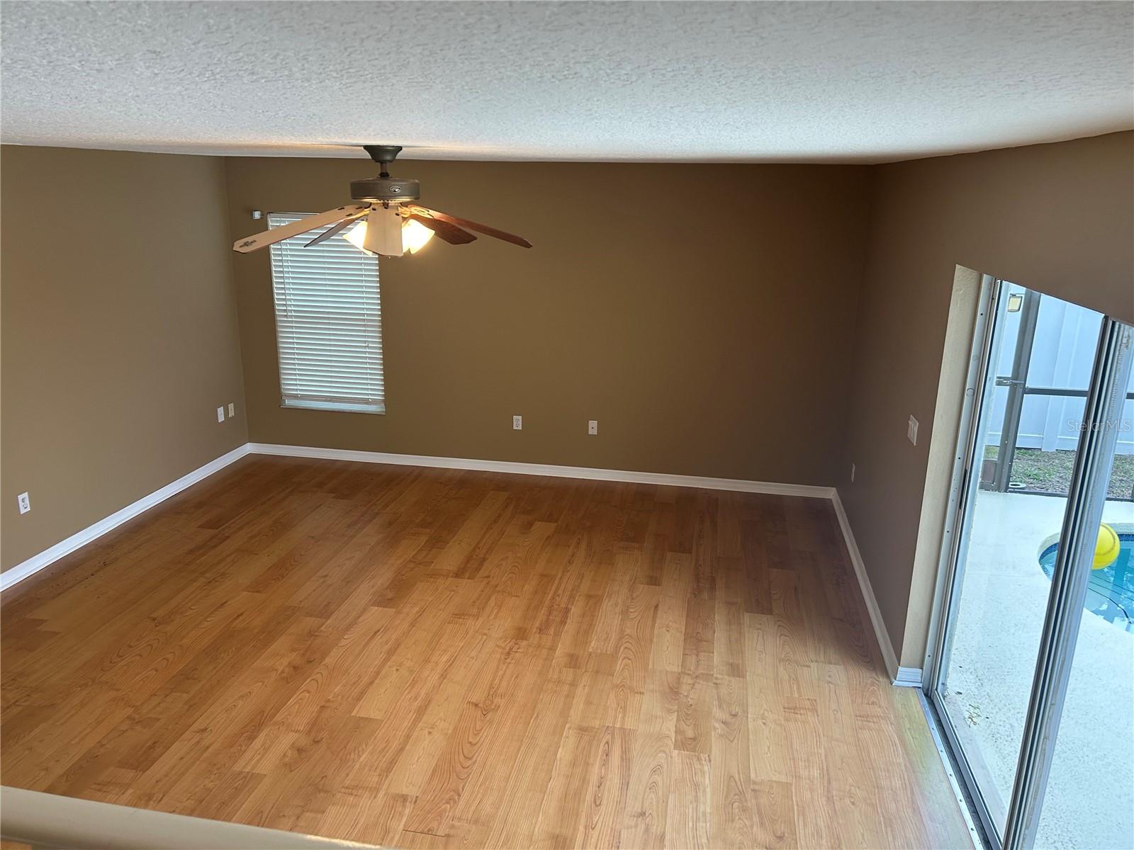 Image 15 of 21 For 2908 Shannon Circle