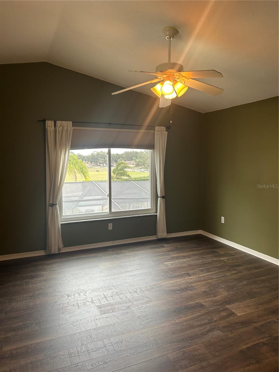 Image 18 of 21 For 2908 Shannon Circle