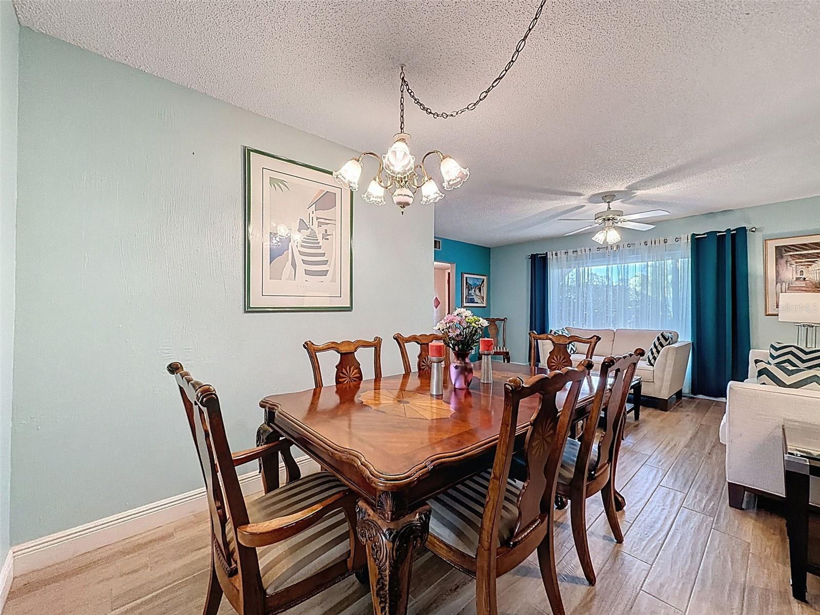 Image 16 of 75 For 7923 Singing Court Place