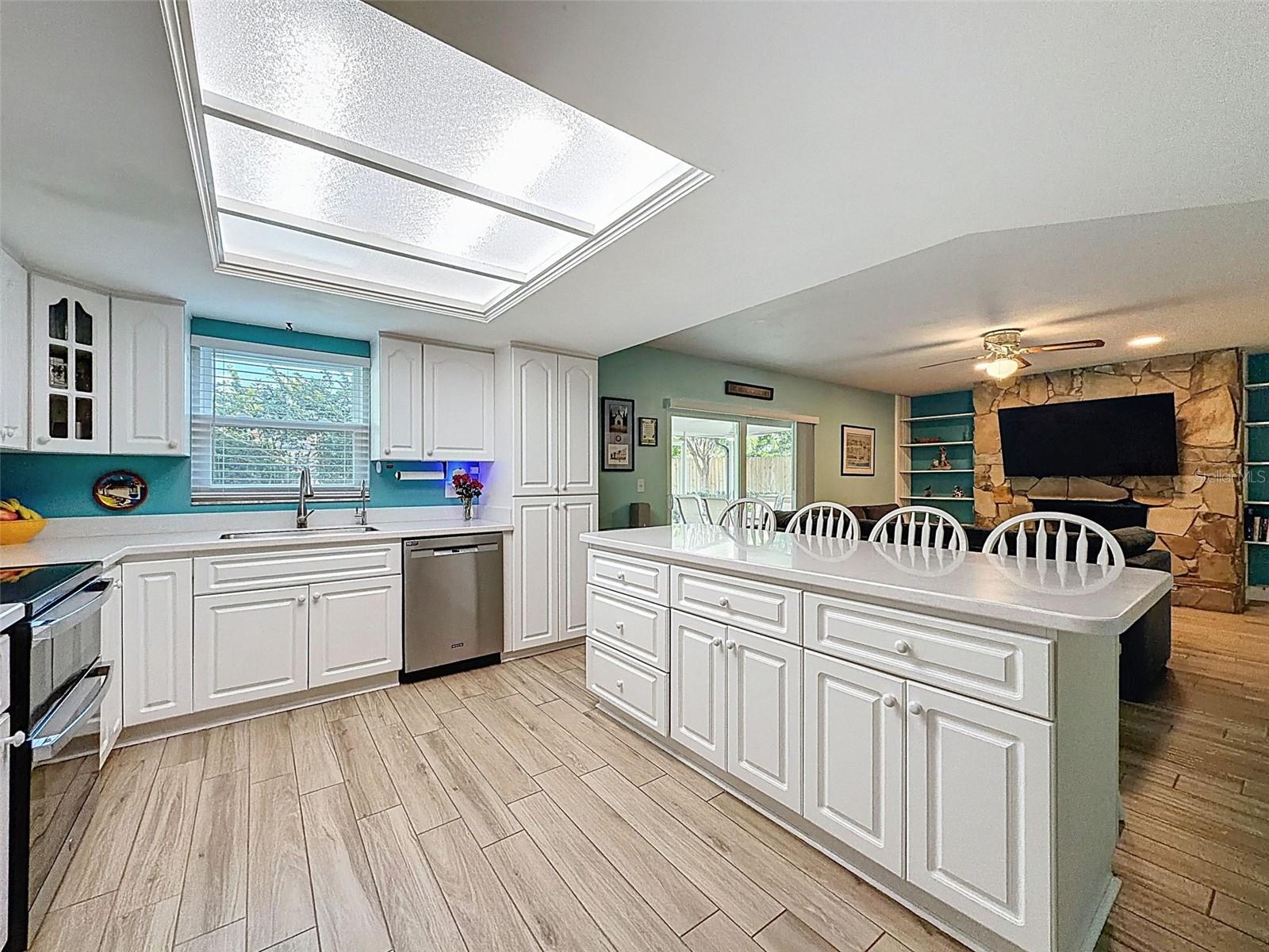 Image 30 of 75 For 7923 Singing Court Place