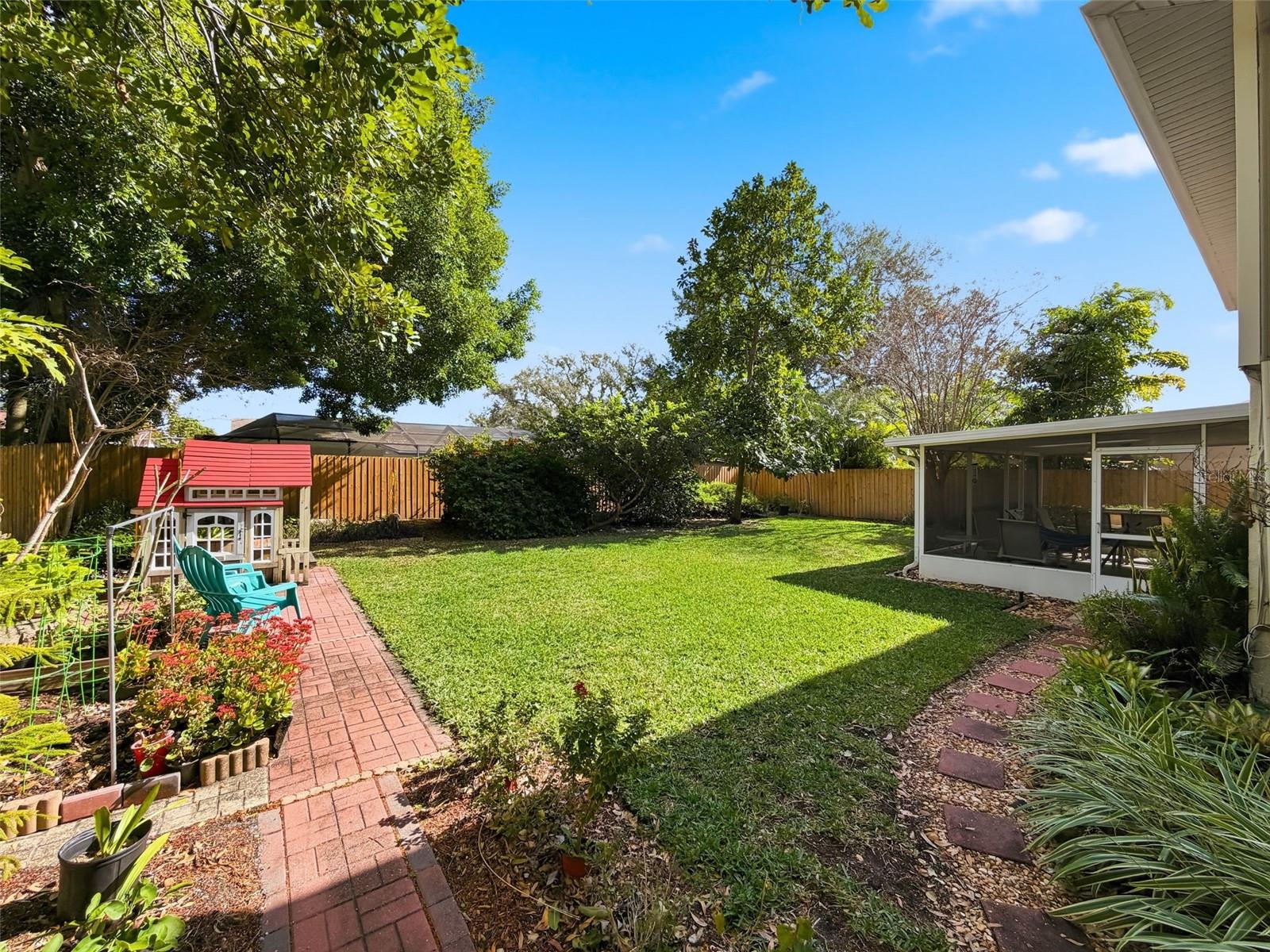 Image 65 of 75 For 7923 Singing Court Place