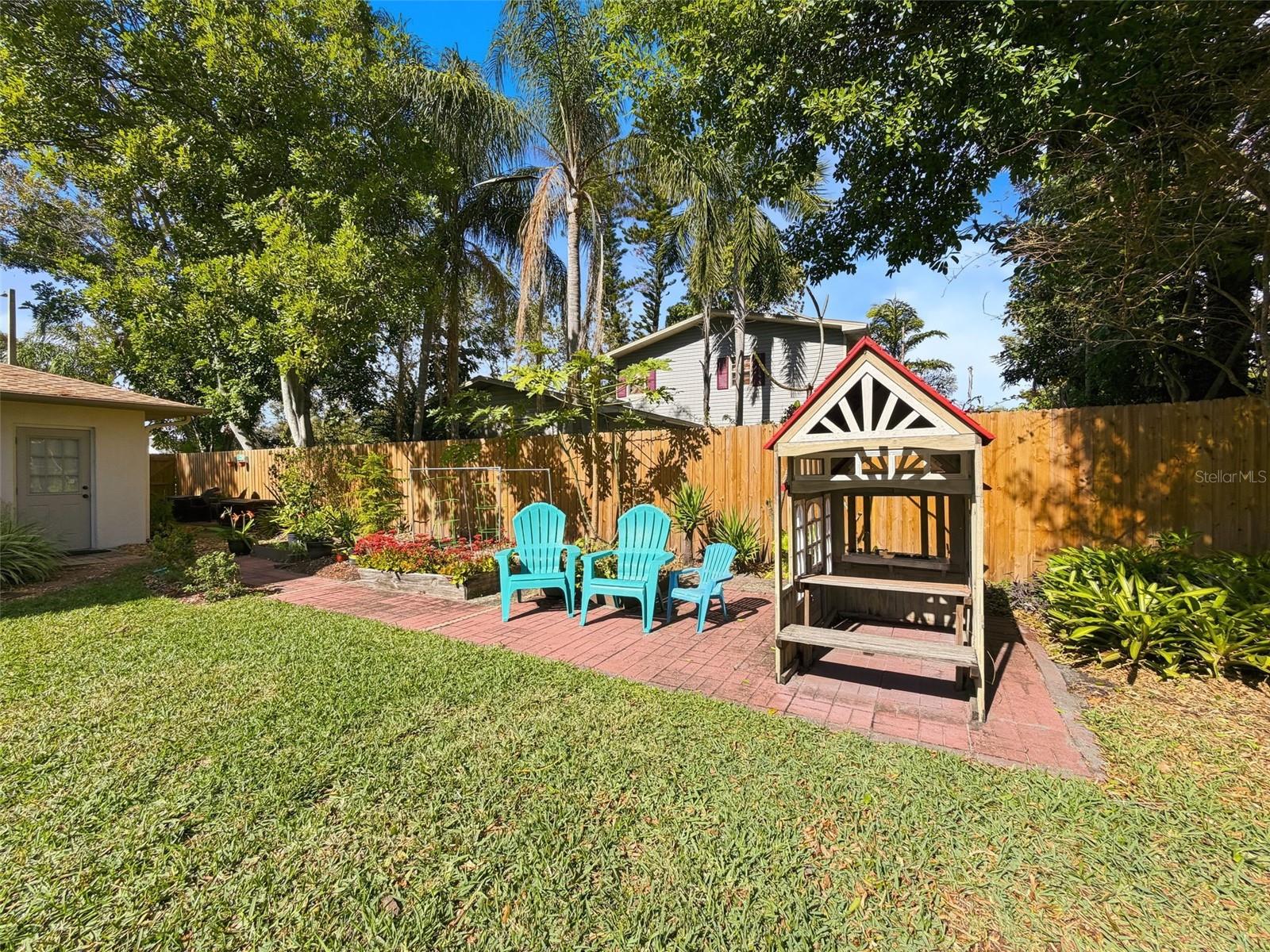 Image 67 of 75 For 7923 Singing Court Place