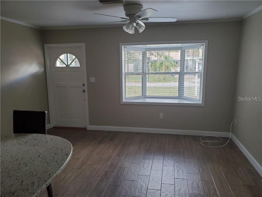 Image 6 of 22 For 391 Kentucky Avenue