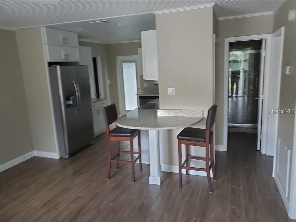 Image 9 of 22 For 391 Kentucky Avenue