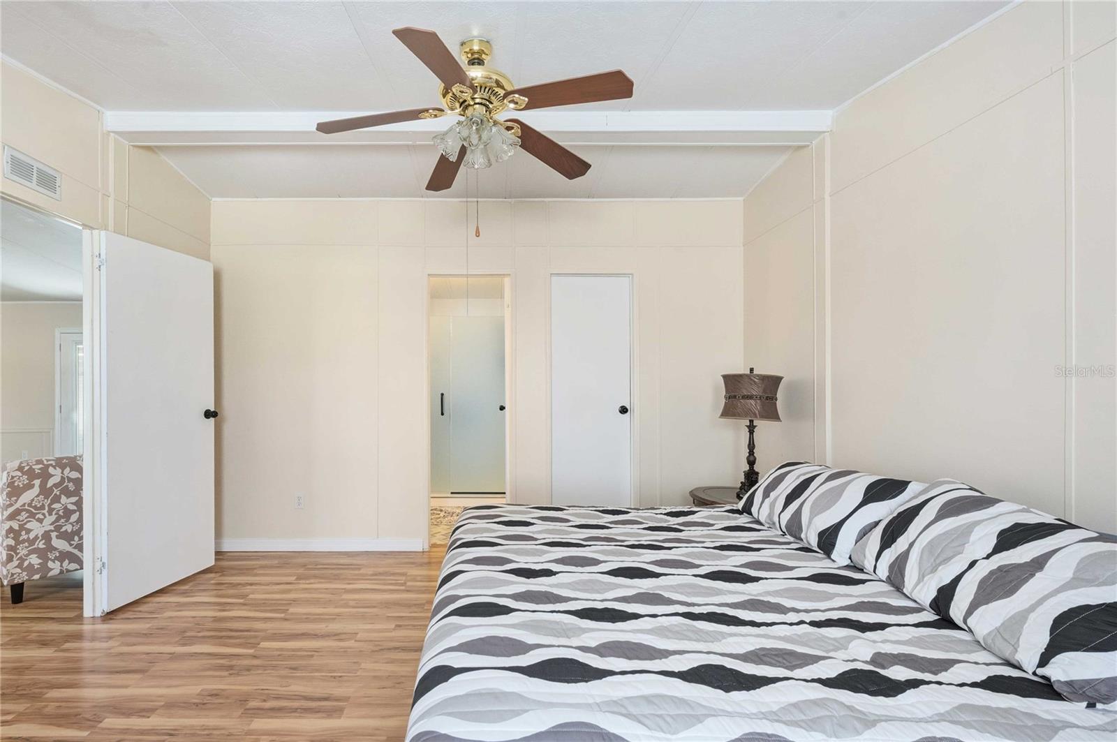 Image 16 of 42 For 3125 Briar Street