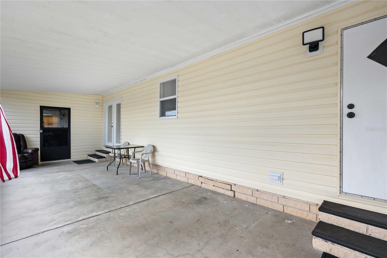 Image 27 of 42 For 3125 Briar Street