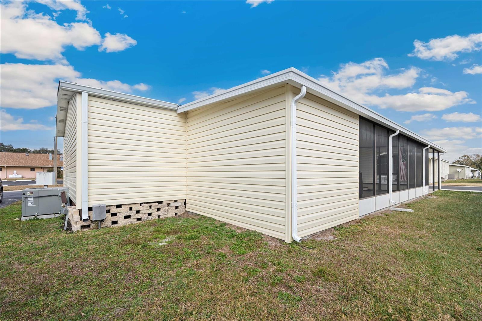 Image 29 of 42 For 3125 Briar Street