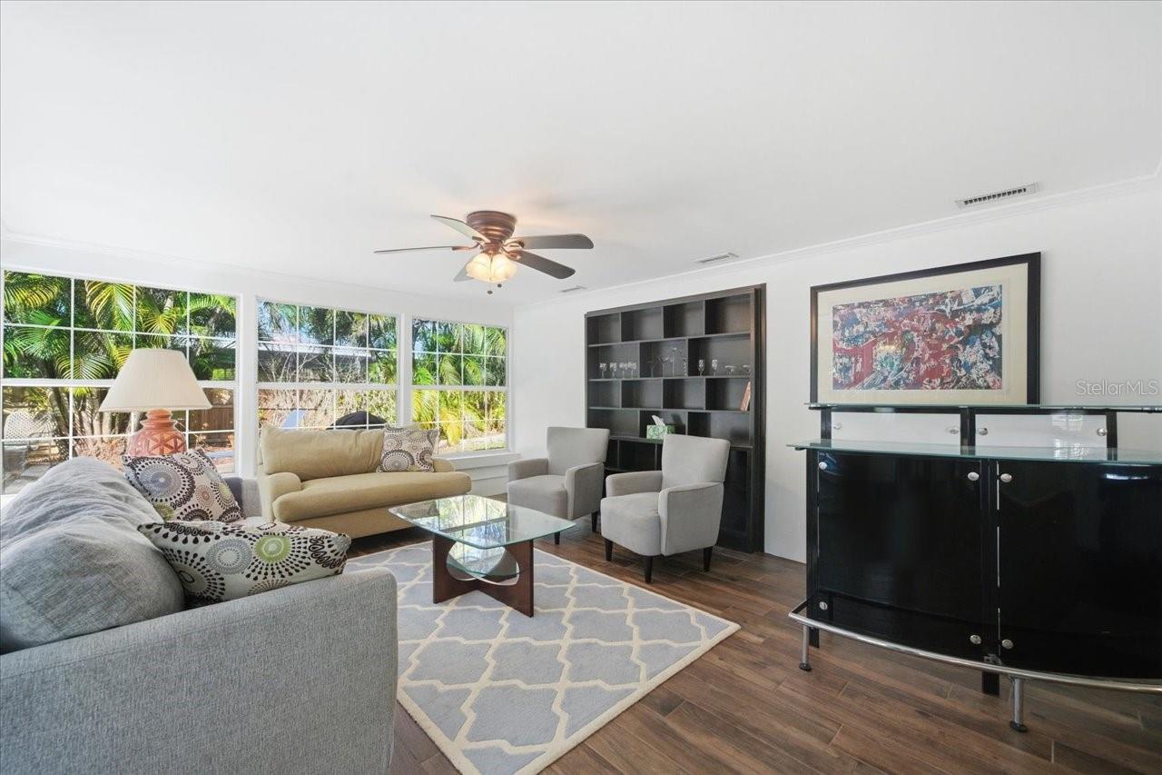 Image 10 of 57 For 1926 Sandra Drive