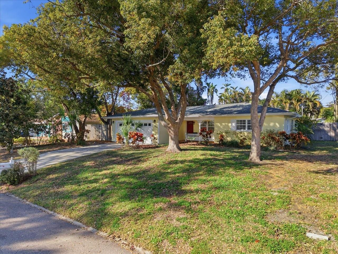 Image 2 of 57 For 1926 Sandra Drive