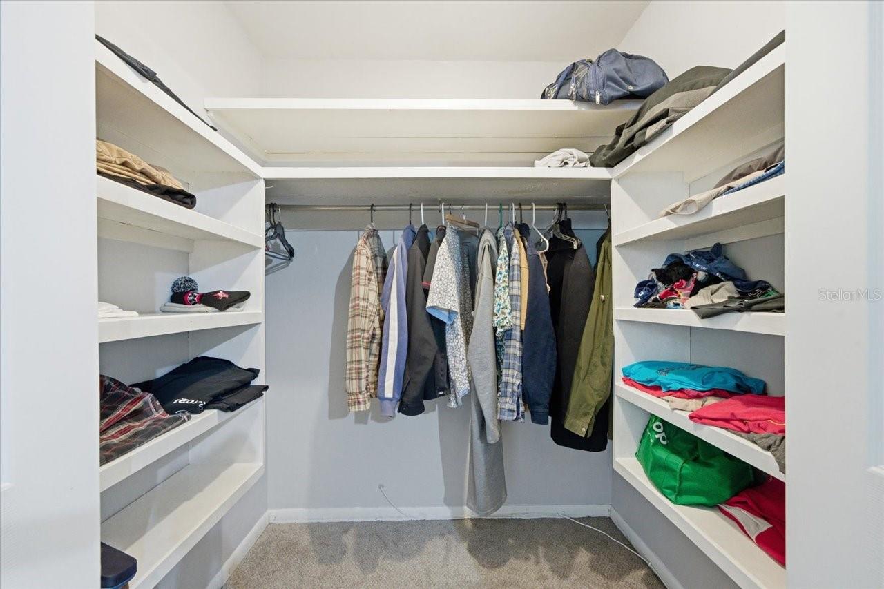 Image 30 of 57 For 1926 Sandra Drive