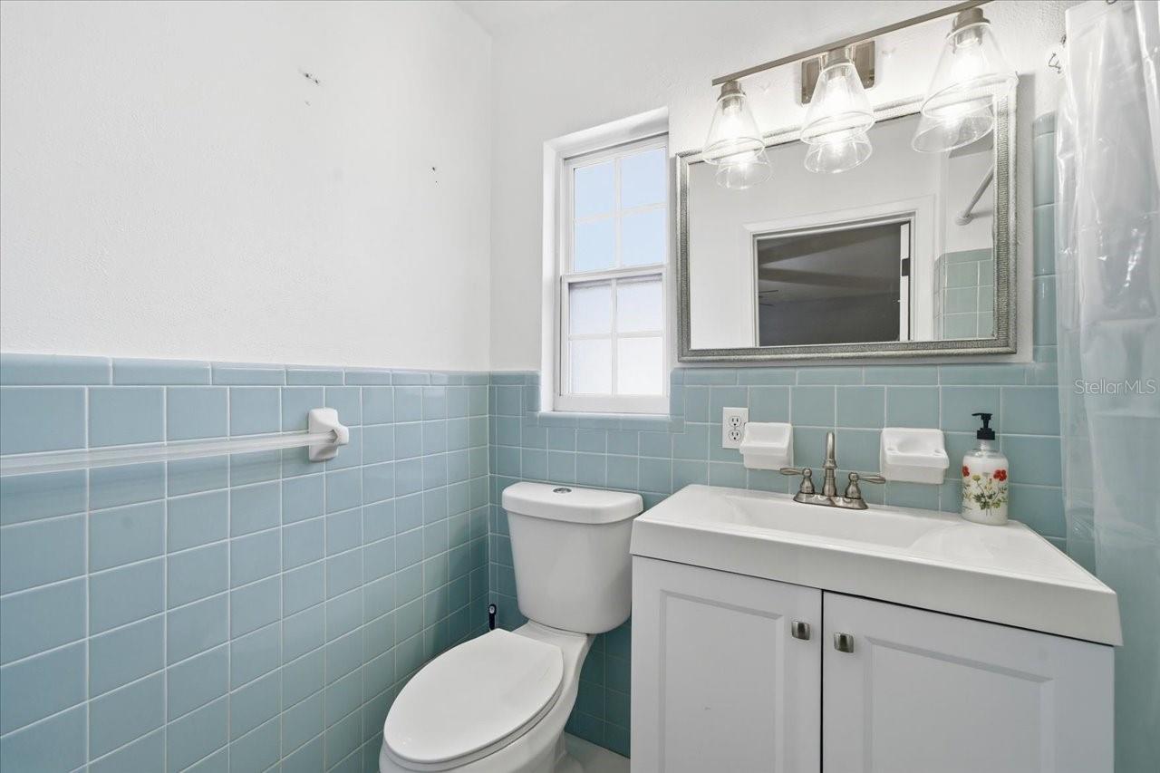 Image 31 of 57 For 1926 Sandra Drive