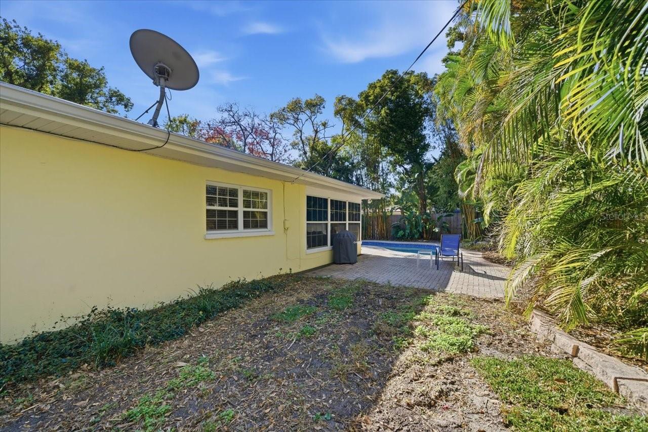 Image 44 of 57 For 1926 Sandra Drive