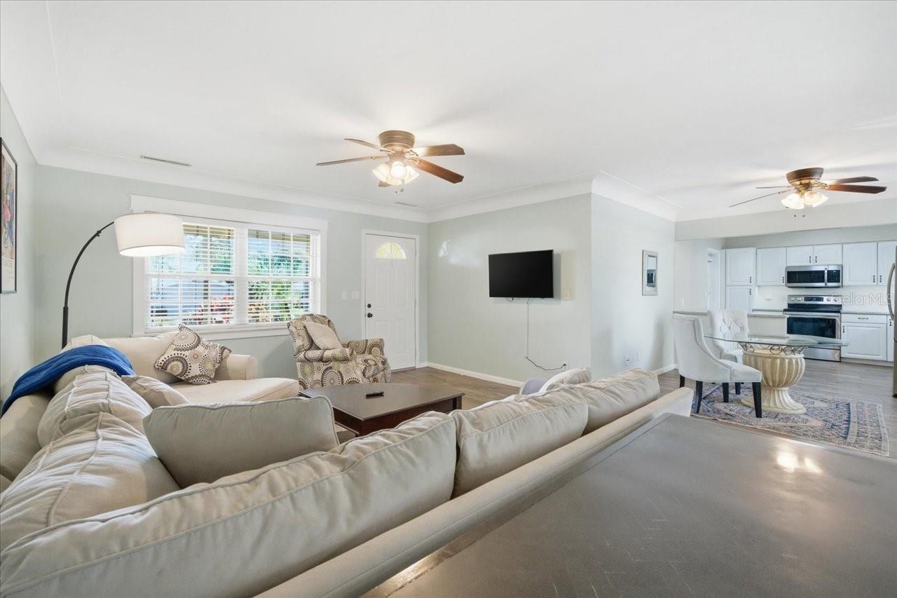 Image 8 of 57 For 1926 Sandra Drive