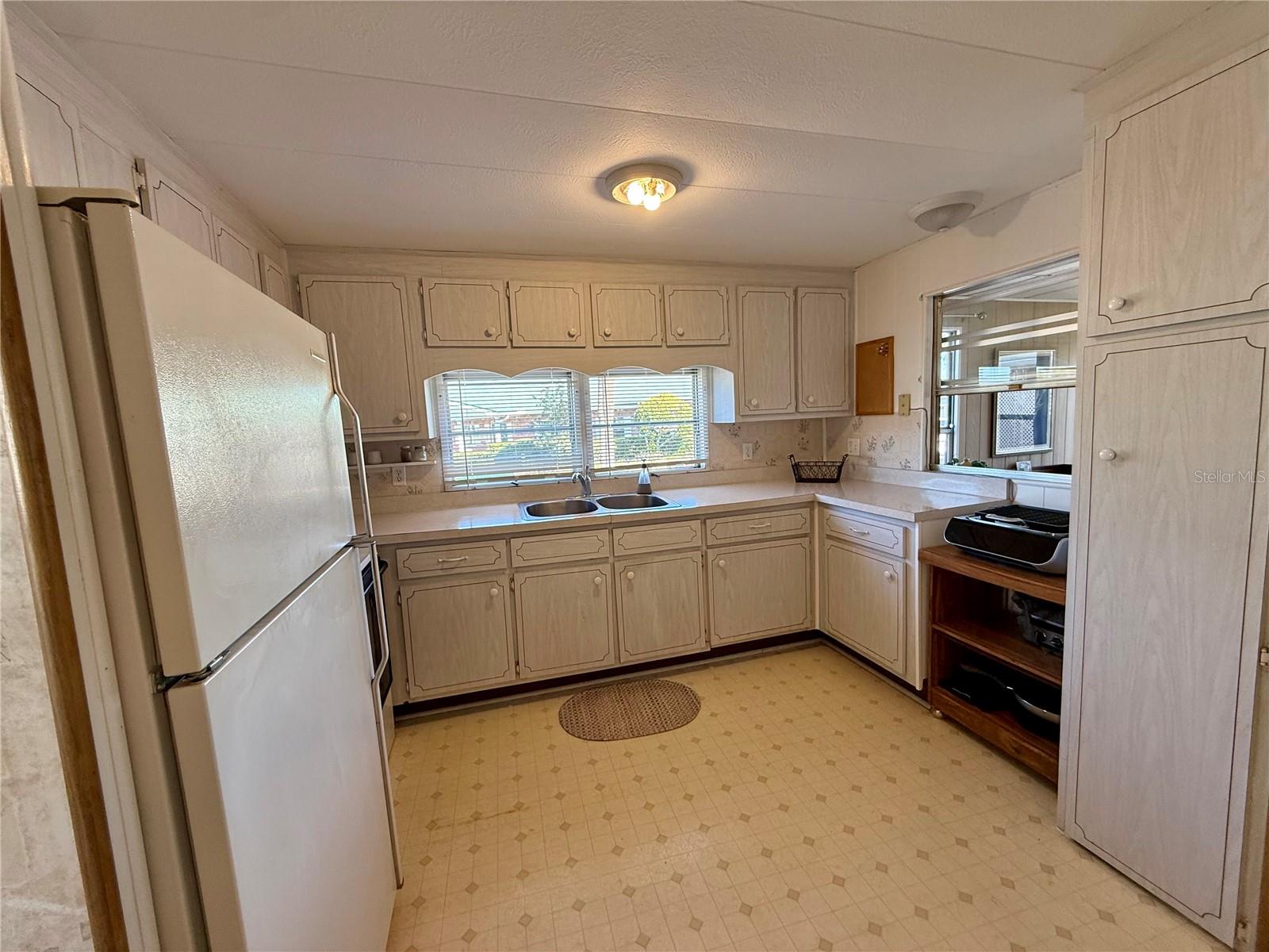 Image 10 of 46 For 82257 3rd Avenue N 257