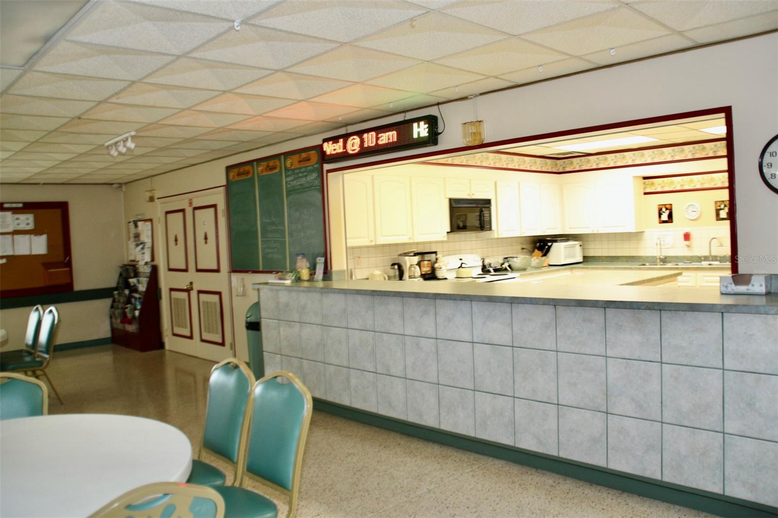 Image 35 of 46 For 82257 3rd Avenue N 257