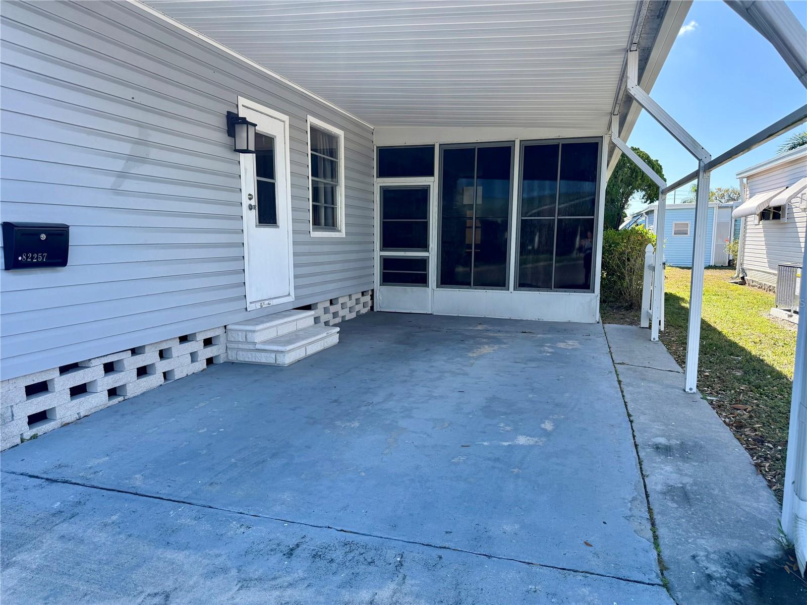 Image 4 of 46 For 82257 3rd Avenue N 257