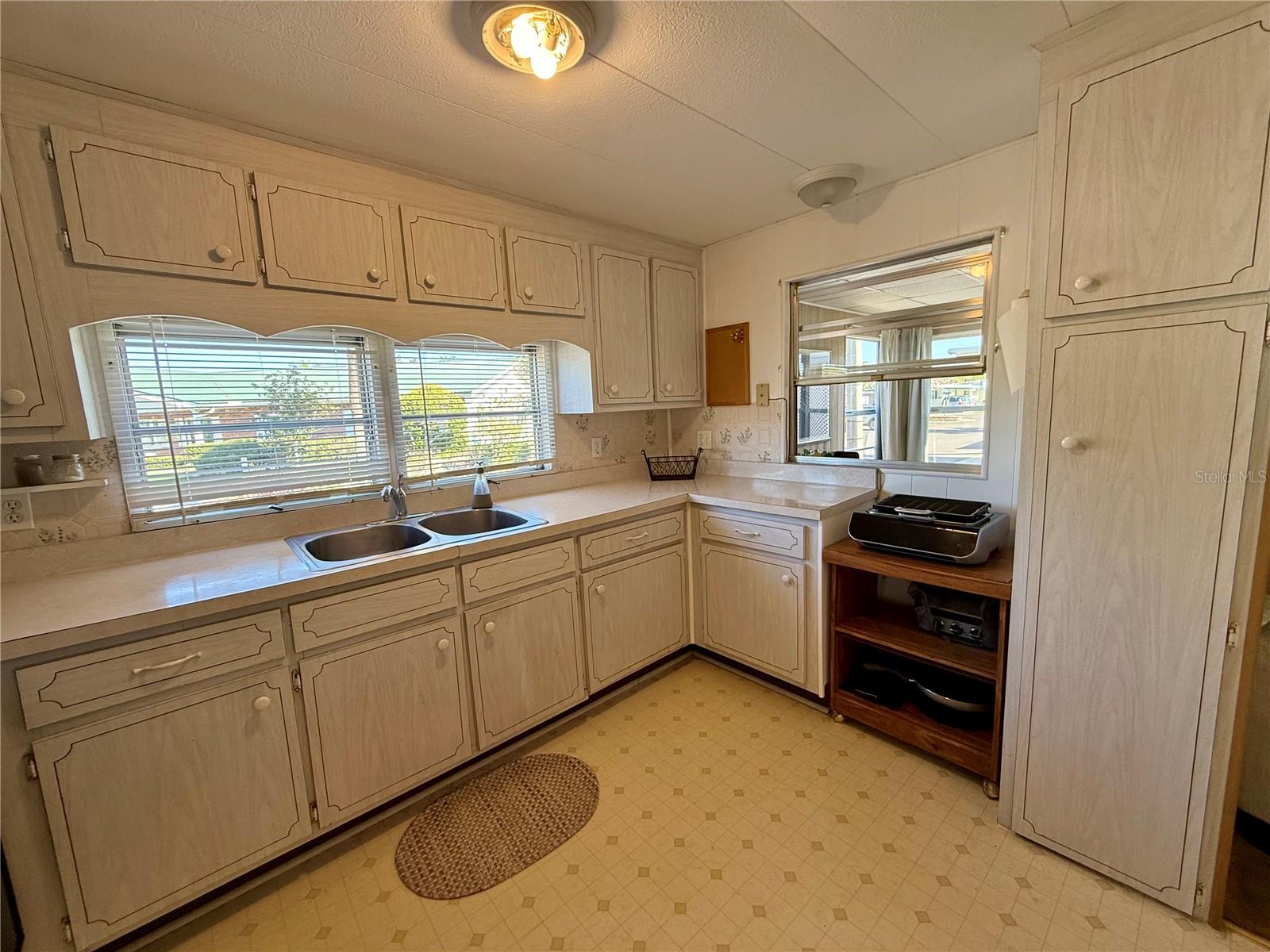 Image 7 of 46 For 82257 3rd Avenue N 257