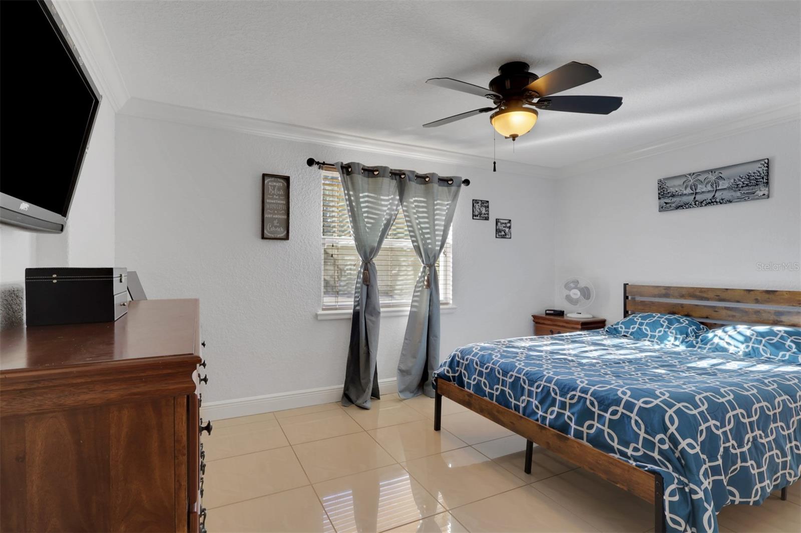 Image 20 of 51 For 22302 New York Avenue