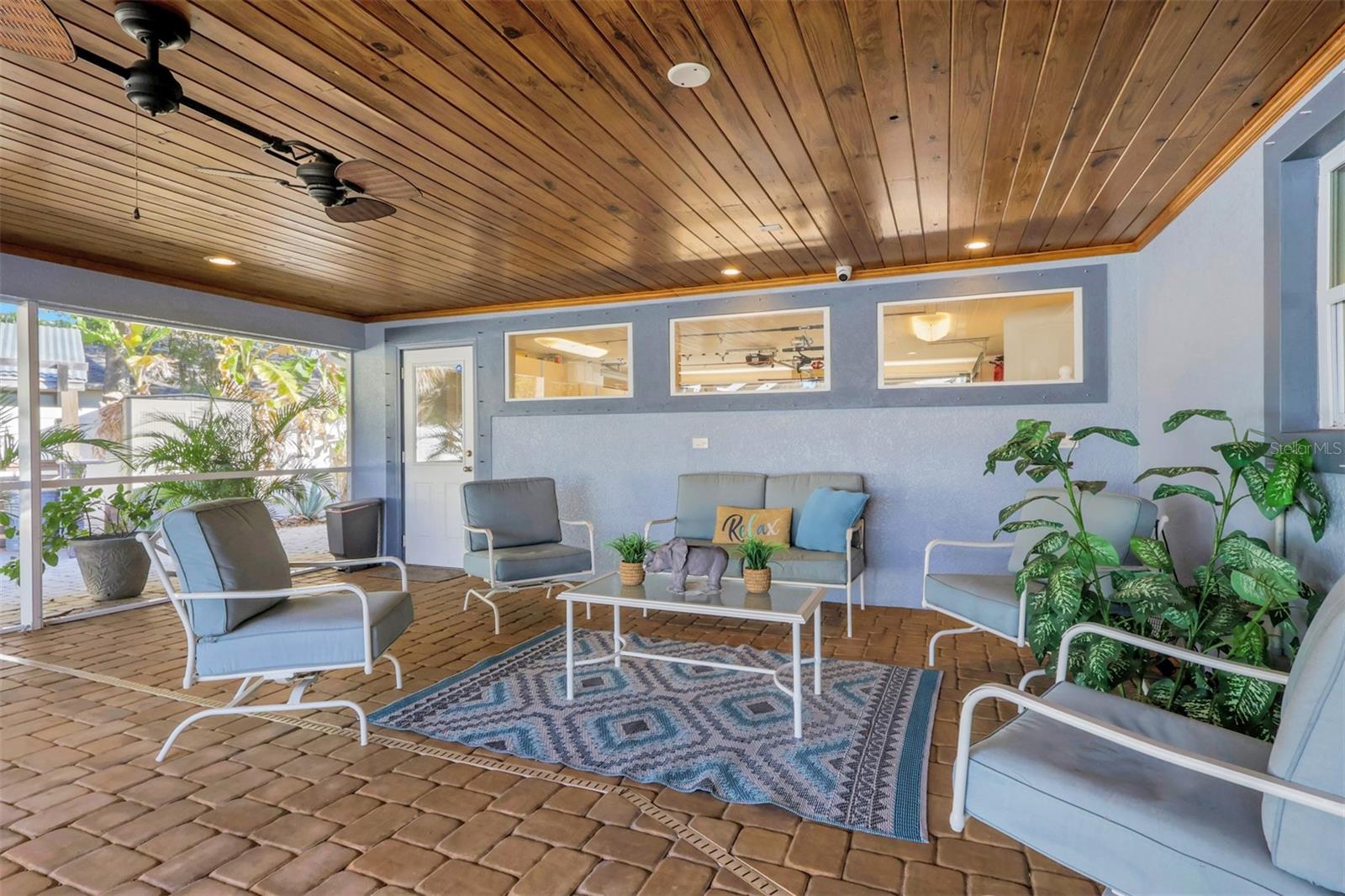 Image 27 of 51 For 22302 New York Avenue