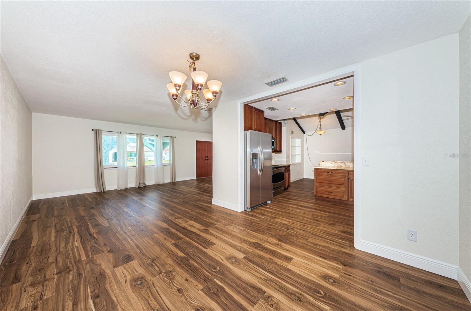 Image 16 of 41 For 4723 114th Street N