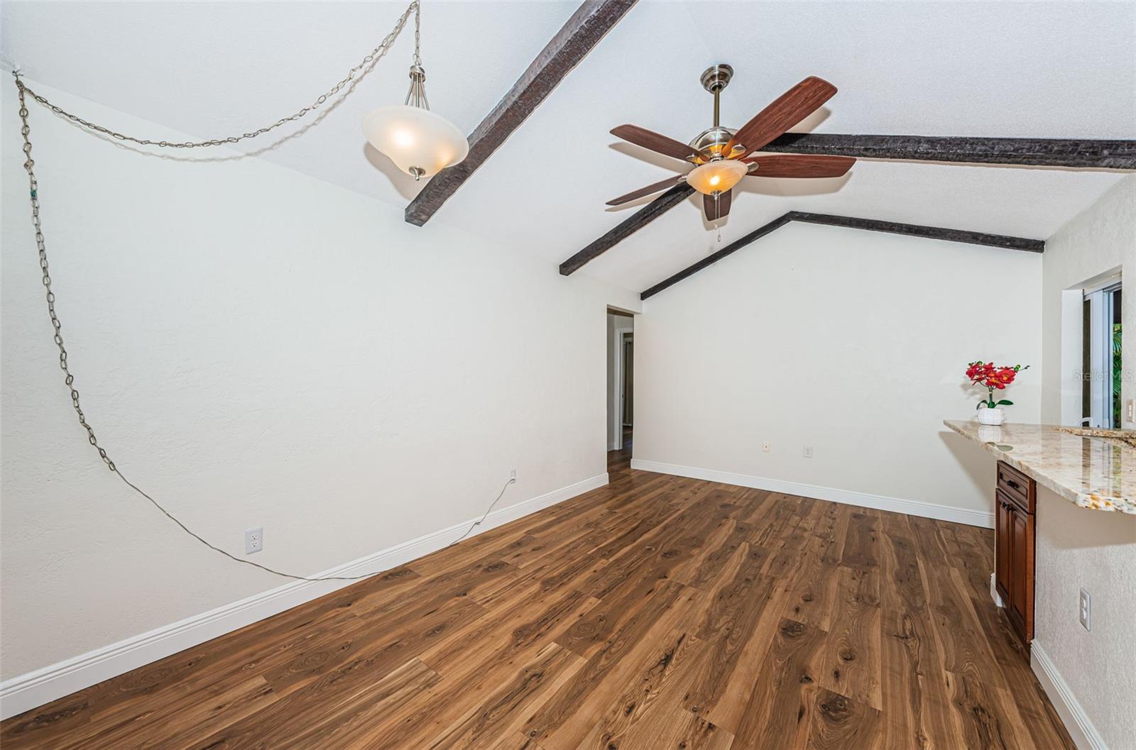 Image 19 of 41 For 4723 114th Street N