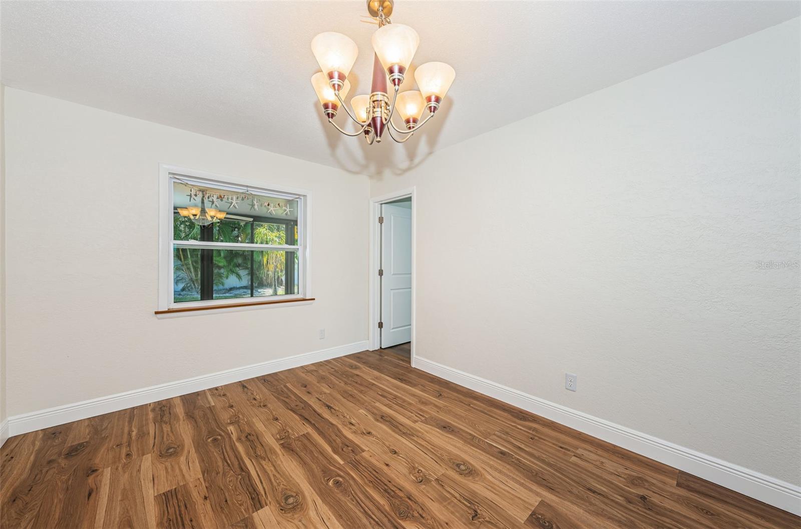 Image 21 of 41 For 4723 114th Street N