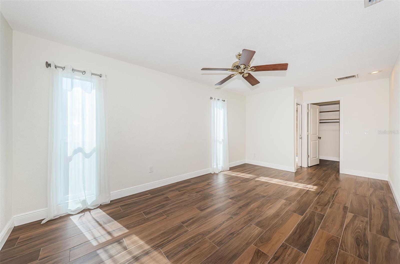 Image 22 of 41 For 4723 114th Street N