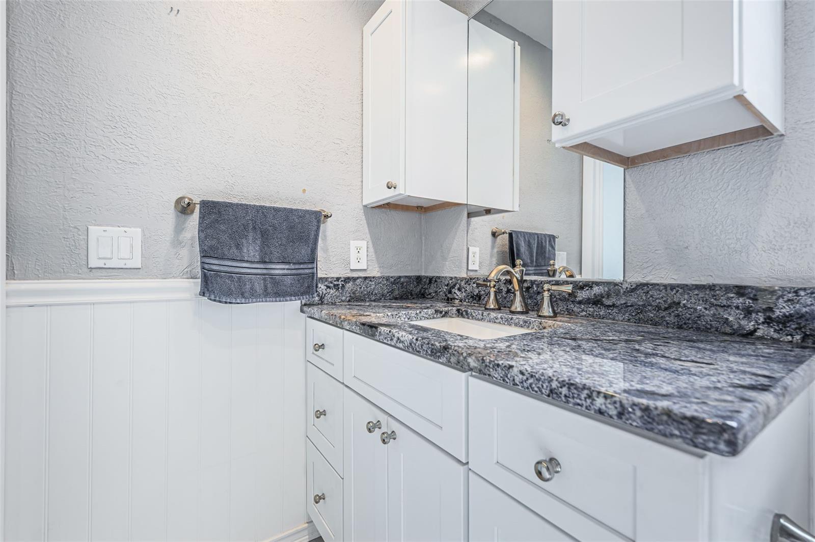 Image 27 of 41 For 4723 114th Street N