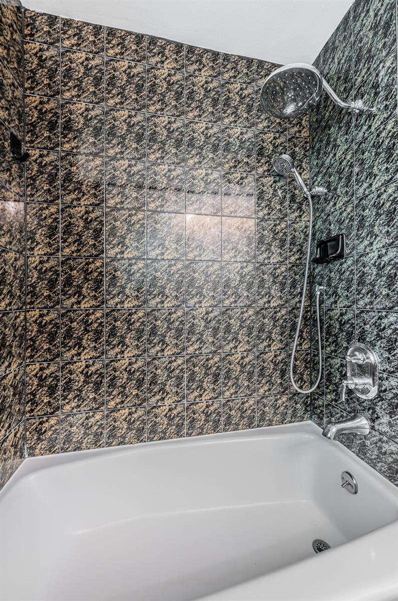 Image 31 of 41 For 4723 114th Street N