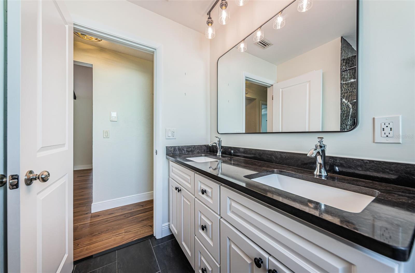 Image 32 of 41 For 4723 114th Street N