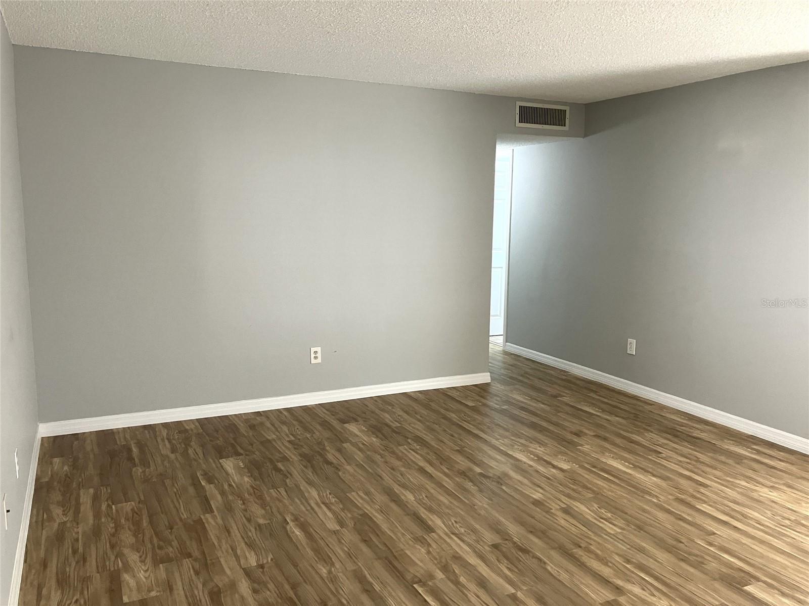 Image 11 of 60 For 11703 Raintree Village Boulevard B