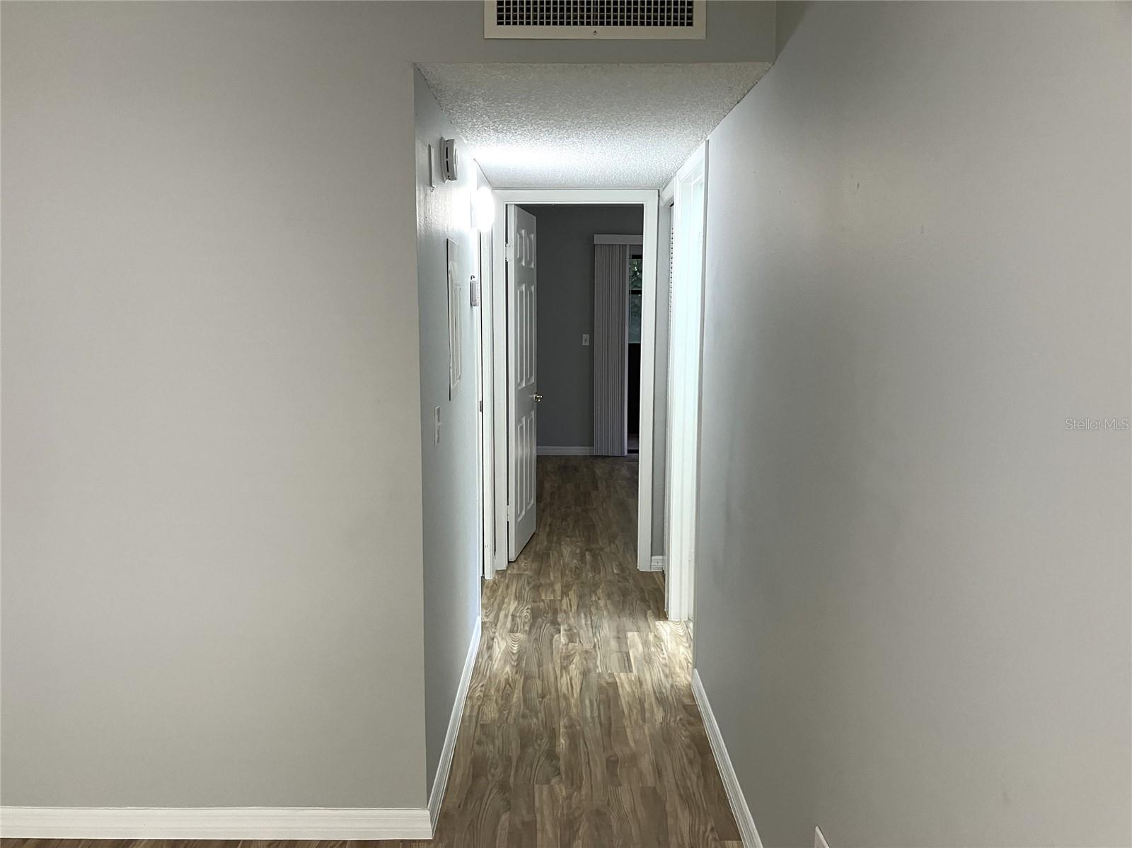 Image 27 of 60 For 11703 Raintree Village Boulevard B