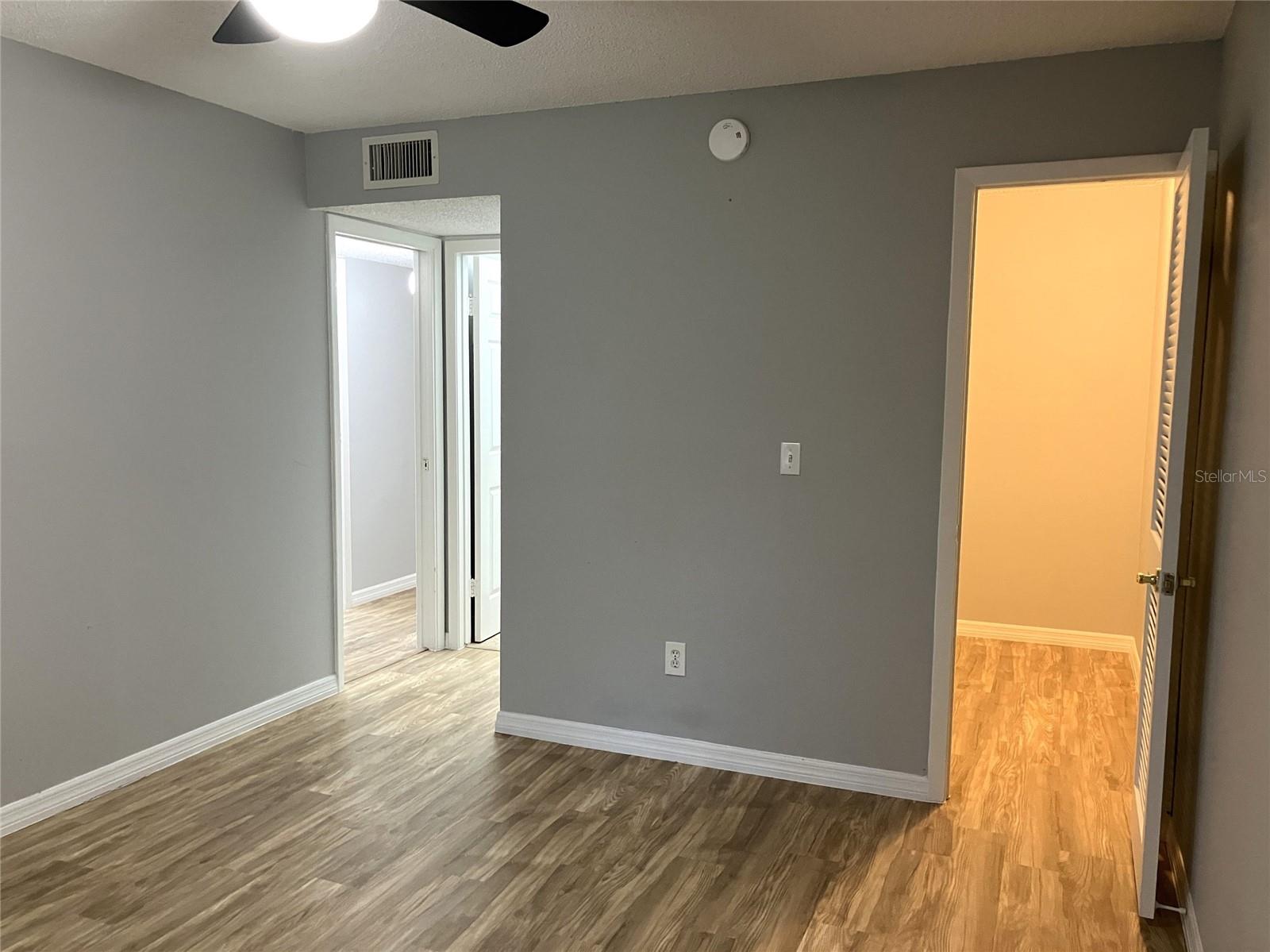 Image 30 of 60 For 11703 Raintree Village Boulevard B