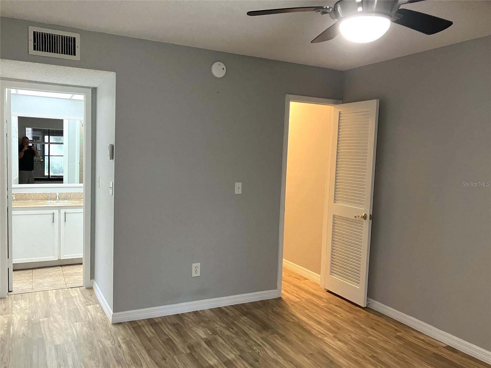 Image 31 of 60 For 11703 Raintree Village Boulevard B