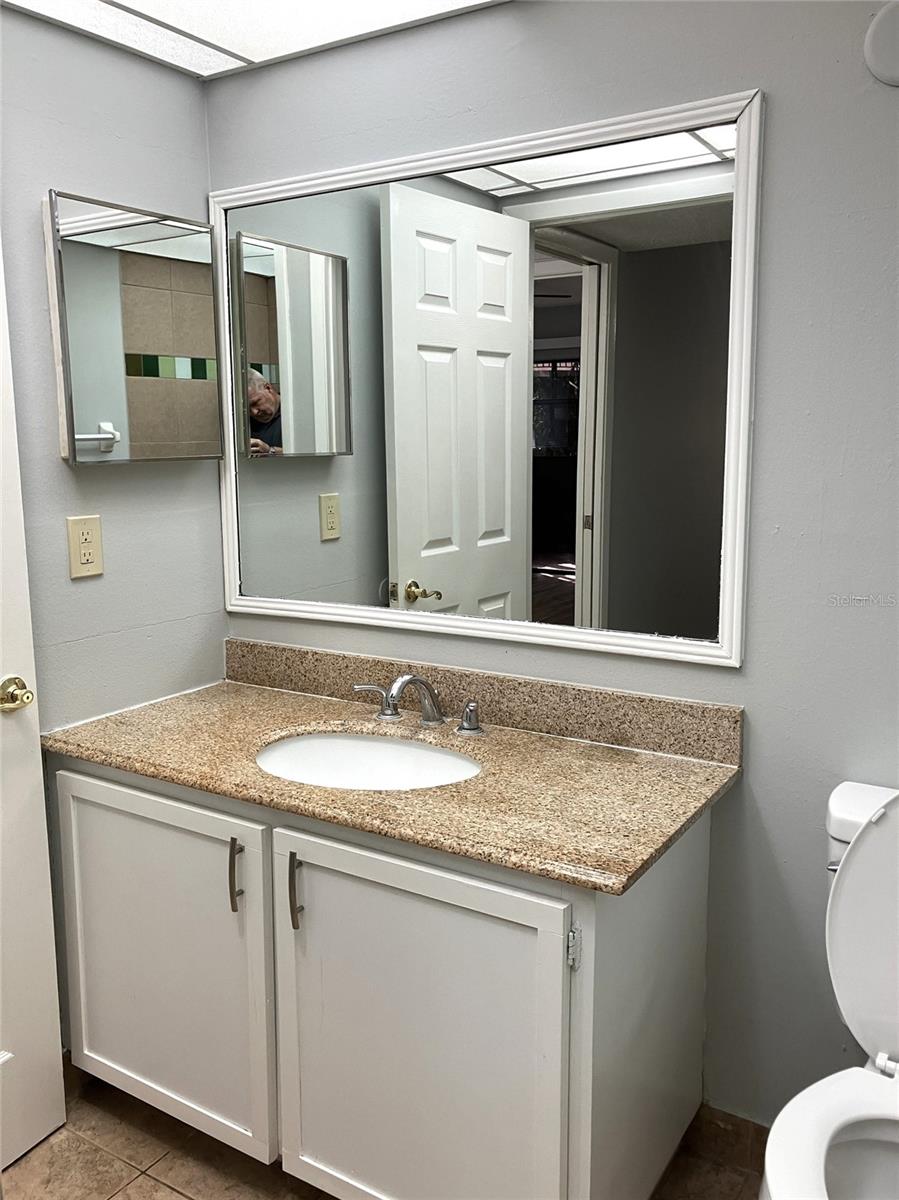 Image 34 of 60 For 11703 Raintree Village Boulevard B