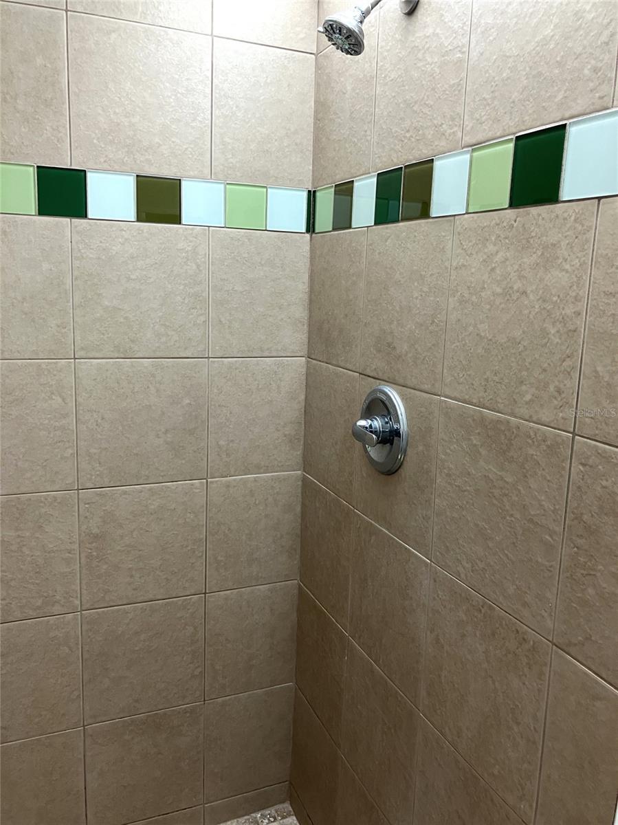 Image 35 of 60 For 11703 Raintree Village Boulevard B