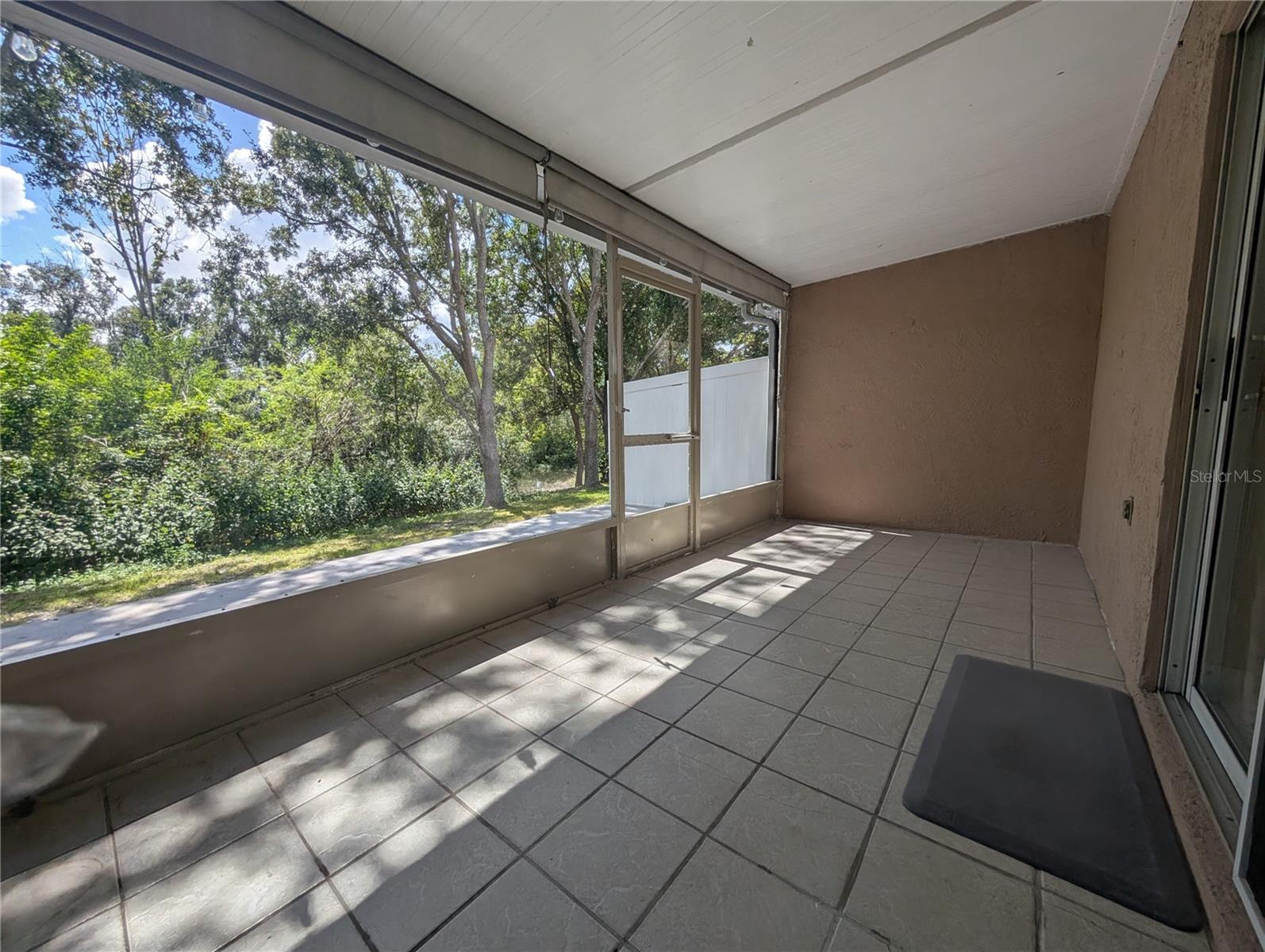 Image 36 of 48 For 4321 Deermont Circle